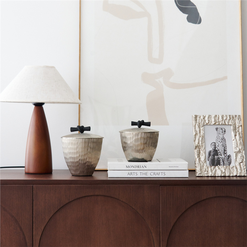 India light luxury silver line - đánh giá và giá Decor Lighting India