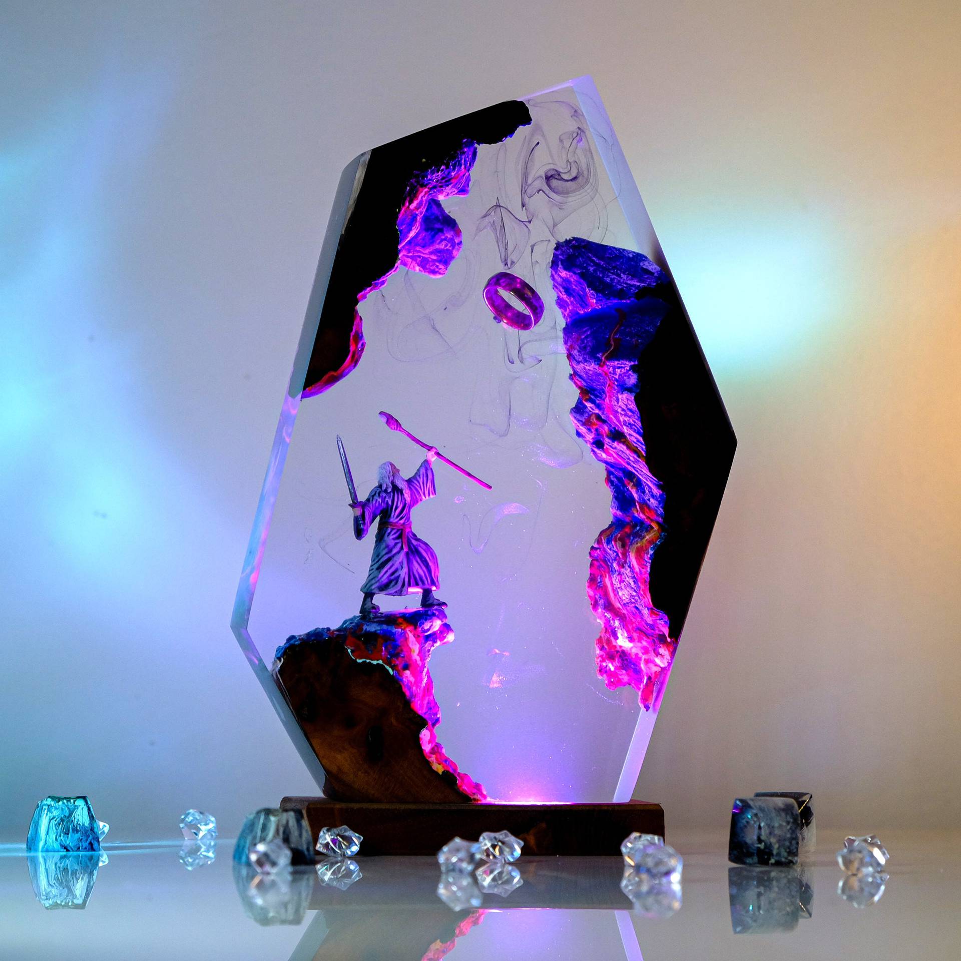 Movie Scence Figure Table Resi - đánh giá và giá Lighting Decor Items