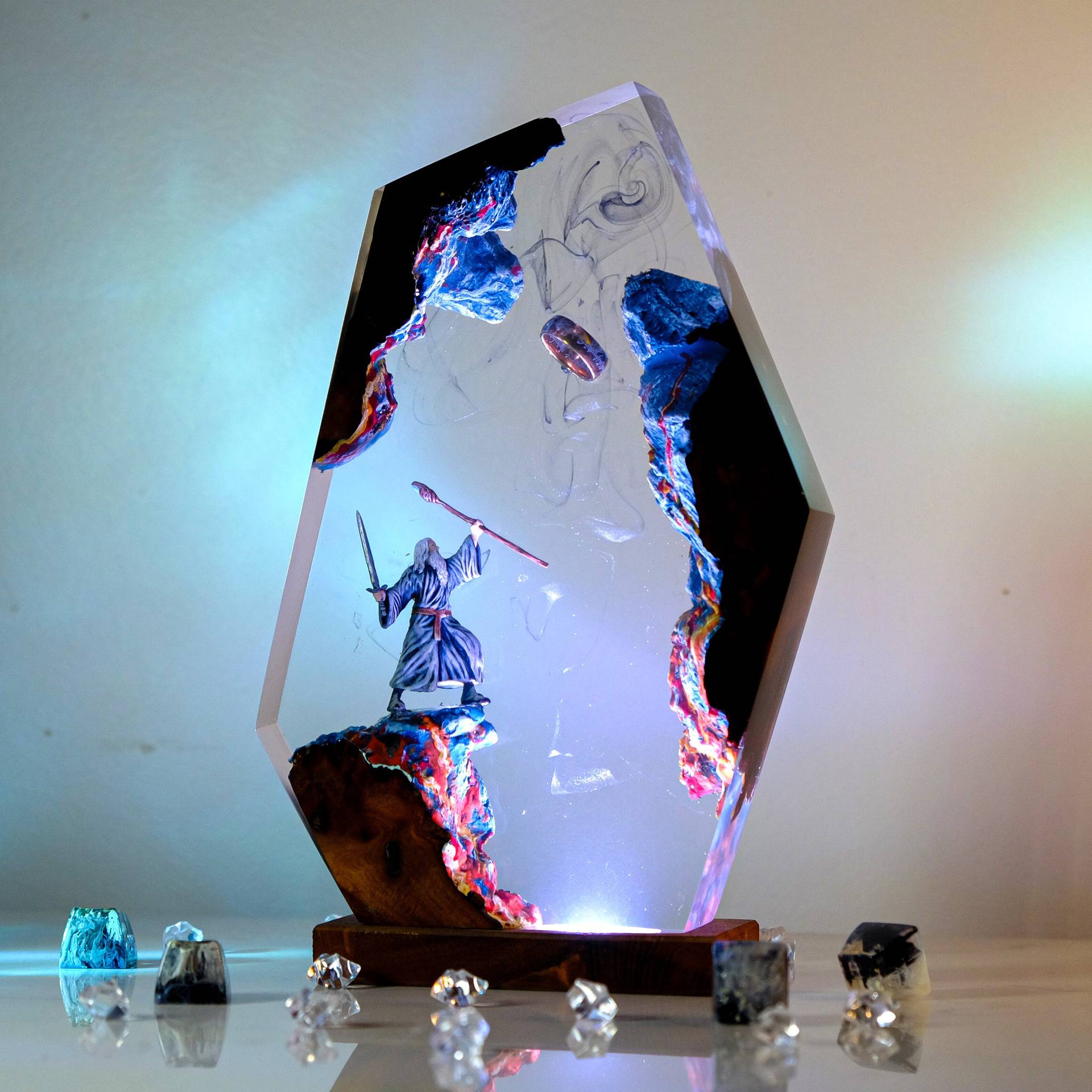 Movie Scence Figure Table Resi - đánh giá và giá Lighting Decor Items