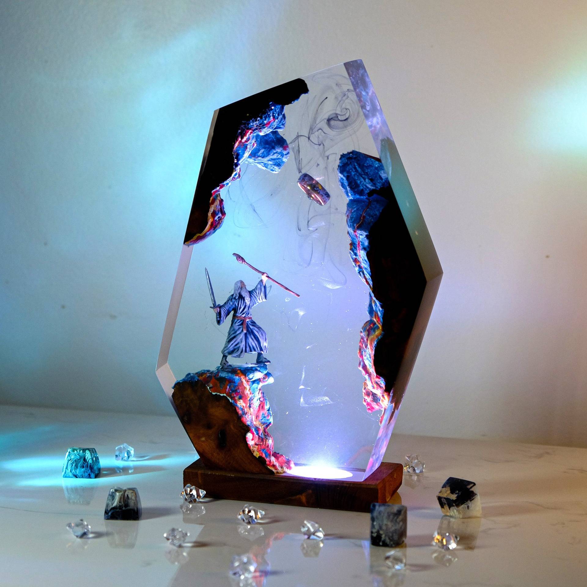 Movie Scence Figure Table Resi - đánh giá và giá Lighting Decor Items